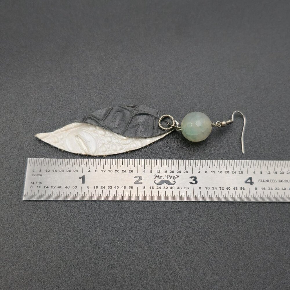 Silver Plated Handmade Glass And Leather Leaf Earrings B957 - Picture 4 of 5